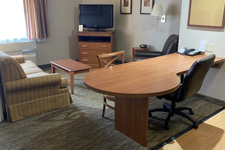 Room 22 of 61