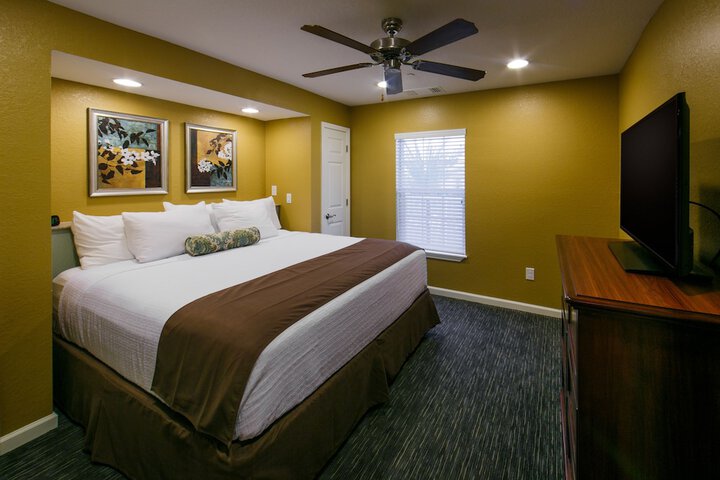 Holiday Inn Club Vacations Orlando Breeze Resort by IHG