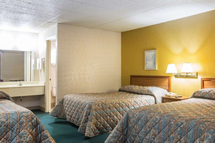 Room 26 of 31