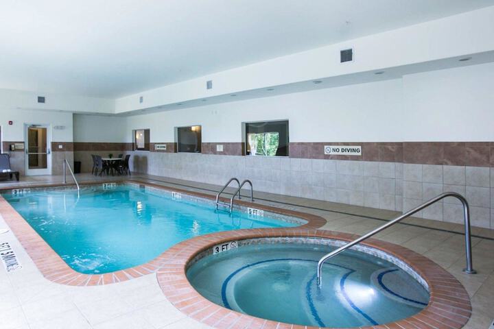Pool 4 of 26