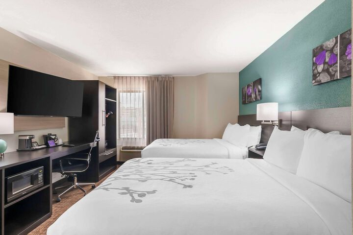 Room 14 of 34