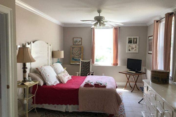 Josephines Bed & Breakfast