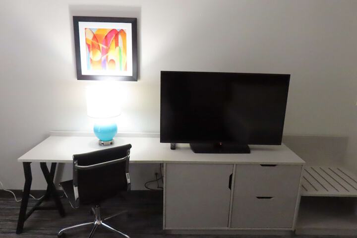 Room 29 of 38