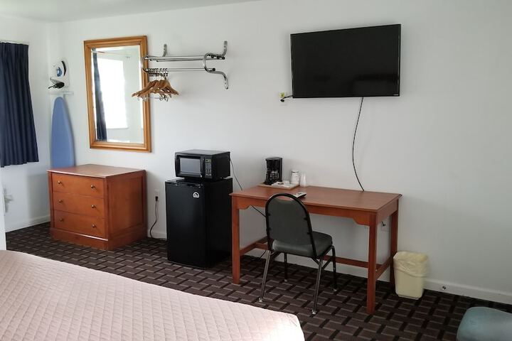 Room 16 of 22