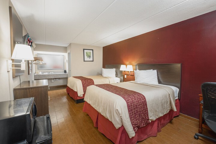Room 26 of 28