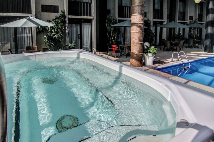 Pool 17 of 127