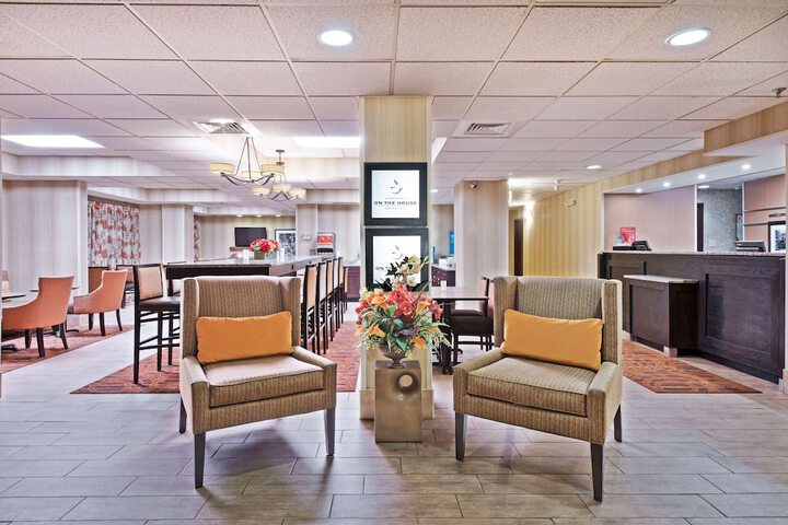 Hotel Interior 6 of 34