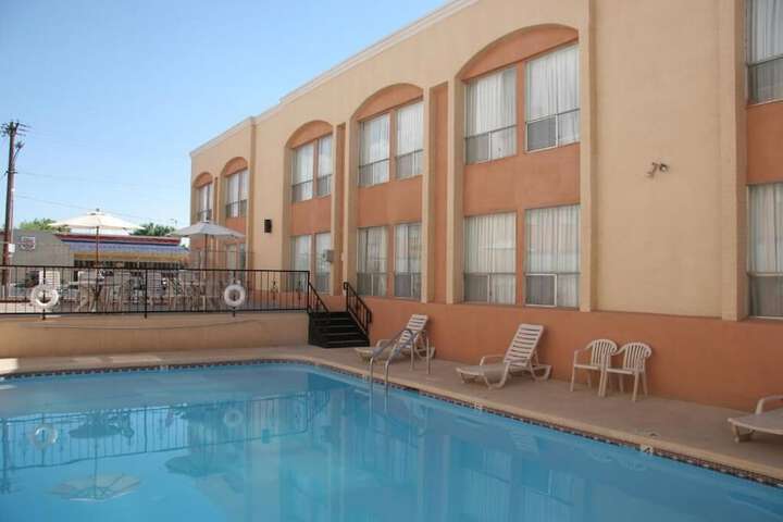 Pool 2 of 33