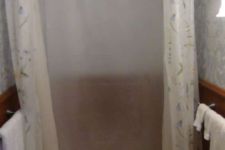 Room 14 of 29