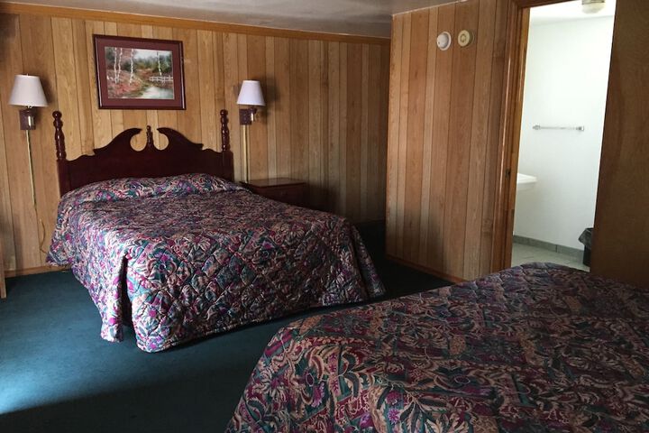 Room 8 of 21