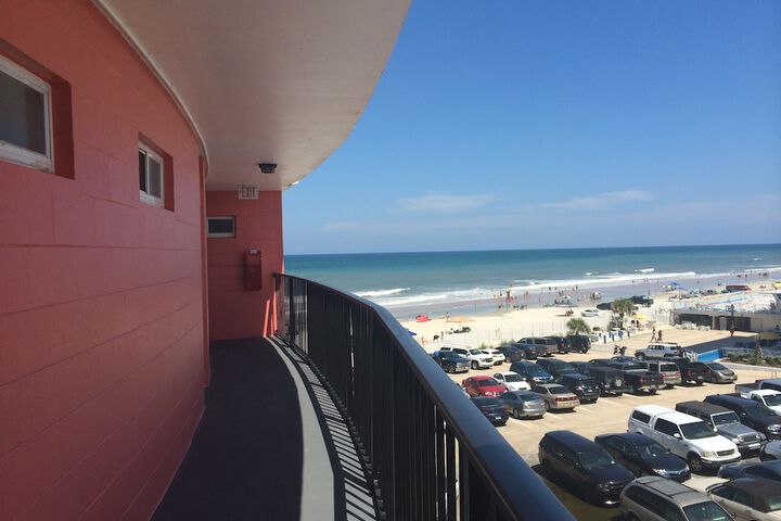 Hotel 2 of 44