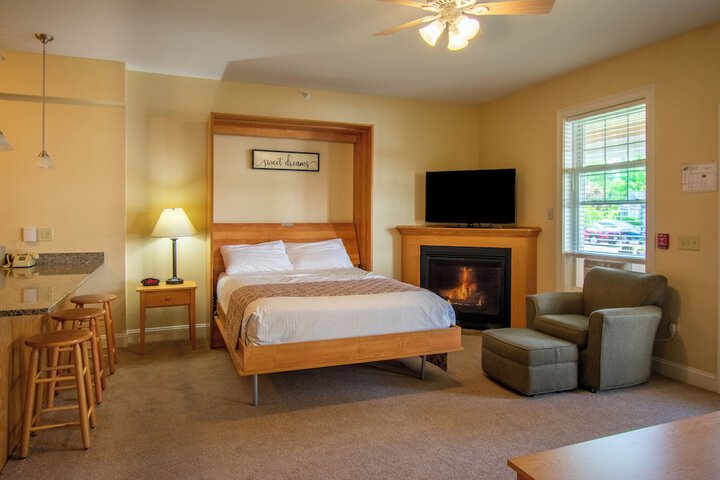 Eastern Slope Inn Resort
