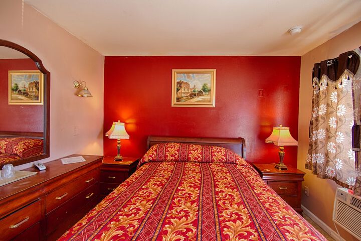 Room 23 of 36