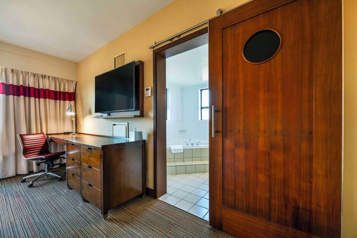 Grand Park Hotel Vancouver Airport an Ascend Collection Hotel