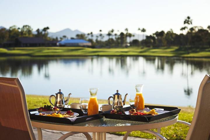 Breakfast/Coffee Service 98 of 161