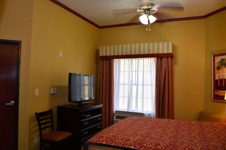 Room 9 of 19
