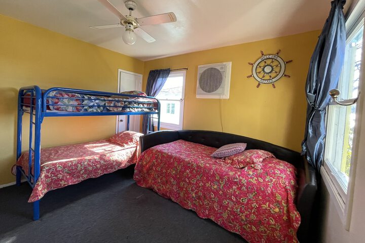 Room 36 of 111
