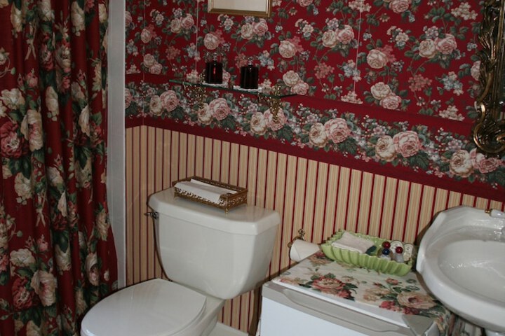 Room 28 of 84