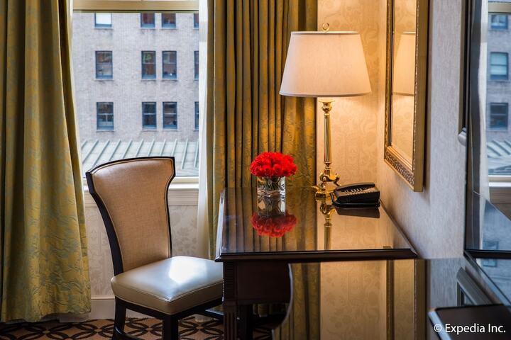 Room 43 of 155