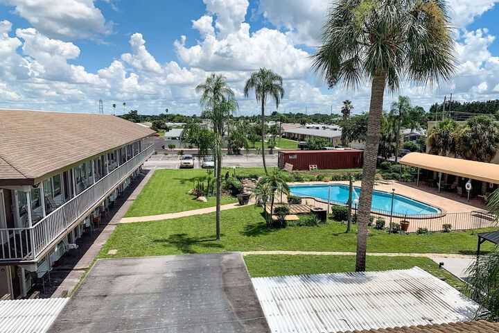 Hotel 8 of 67
