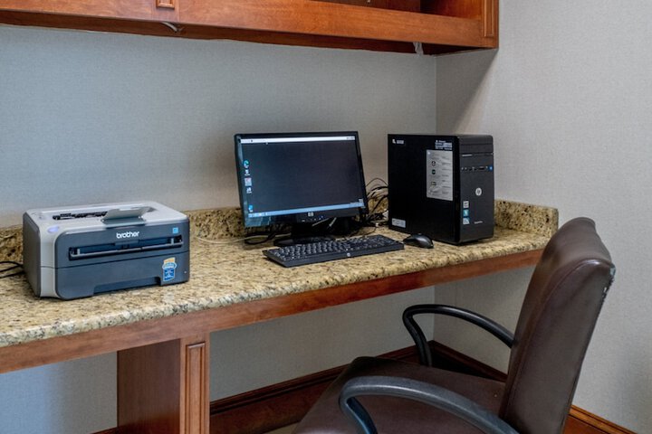 Holiday Inn Hotel & Suites Beckley by IHG