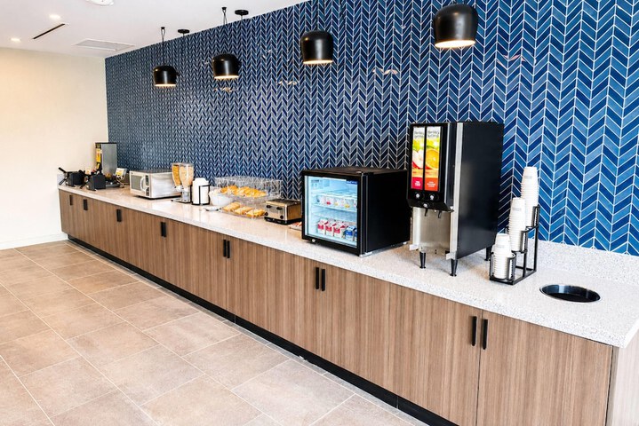 Hawthorn Extended Stay by Wyndham Mebane