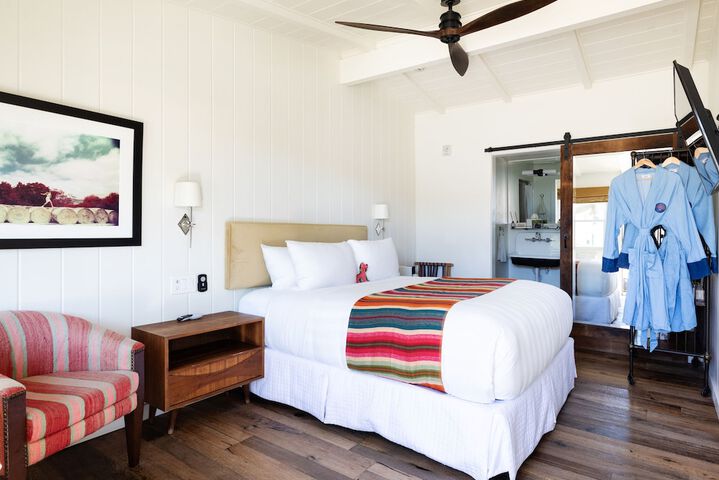 Room 21 of 38