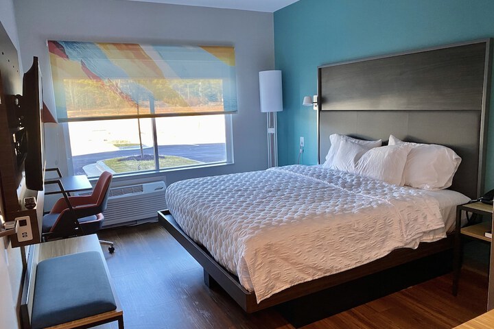 Room 32 of 52