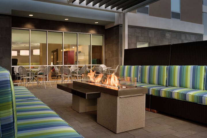 Terrace/Patio 27 of 28