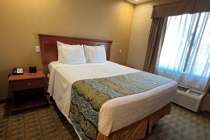 Room 16 of 24