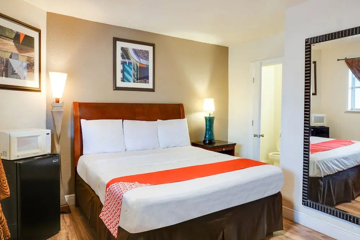 OYO Hotel Austin Street Giddings