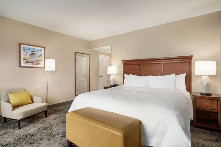 Room 21 of 43