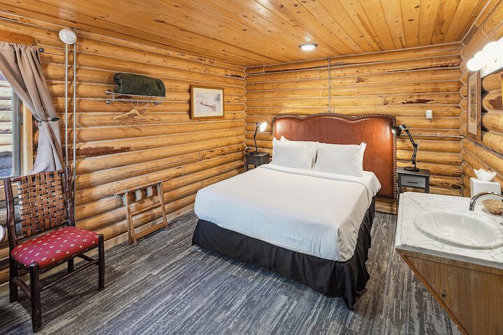 Denali Crows Nest Cabins