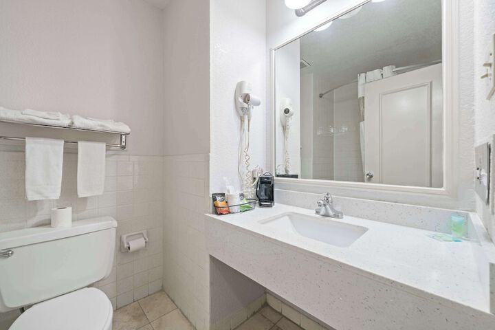 Americas Best Value Inn & Suites Brenham