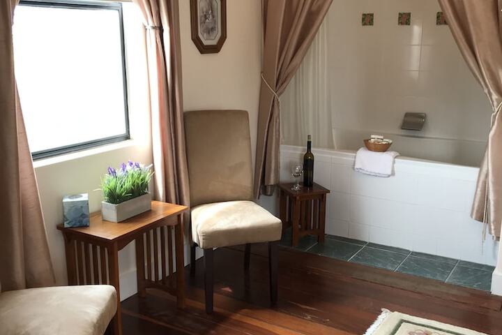 Room 56 of 74