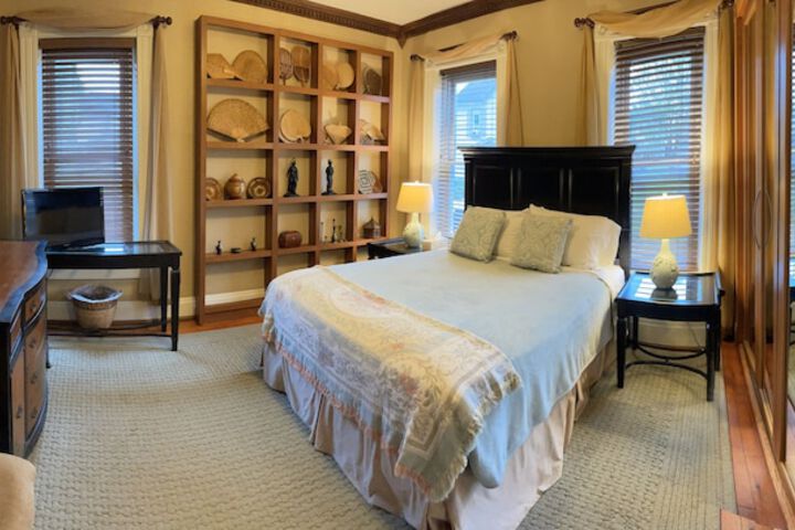 Room 30 of 160