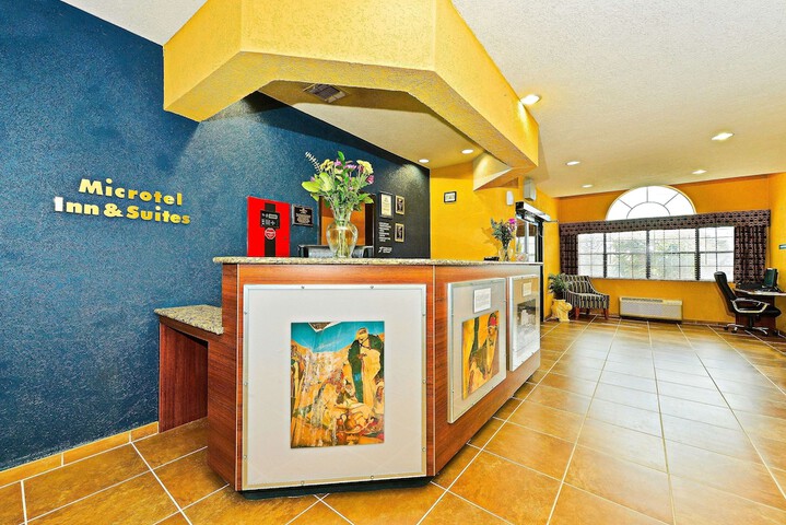Hotel Interior 6 of 25