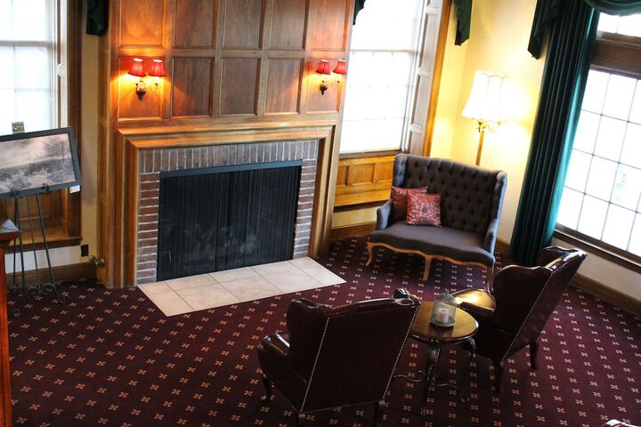 Hotel Interior 11 of 54