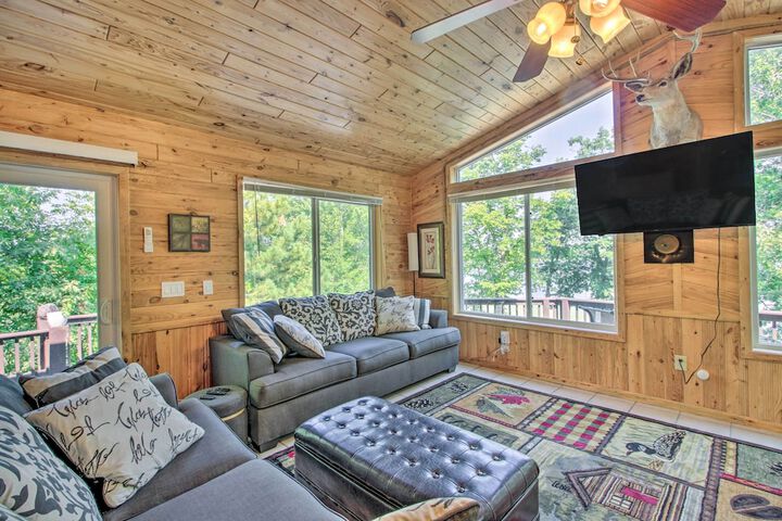 Big Lake Getaway w / Private Beach + Fire Pit!