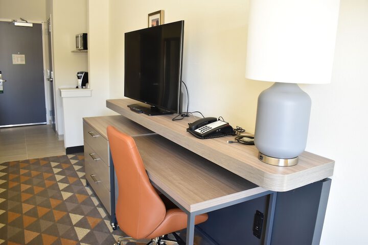 Room 54 of 93