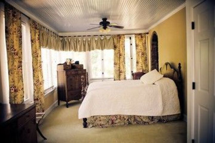 The Glendalia Boutique Hotel & Culinary Studio