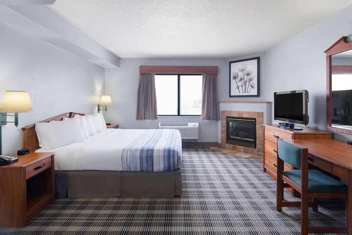 Room 14 of 39