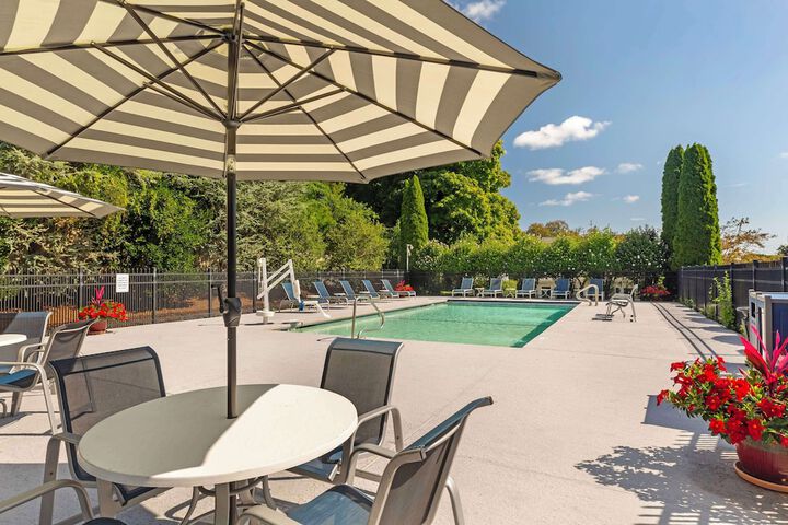 Best Western Plus Cold Spring