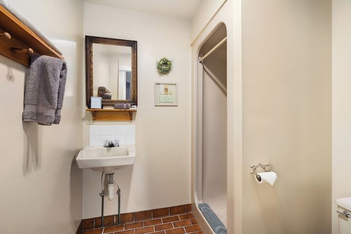 Room 15 of 61
