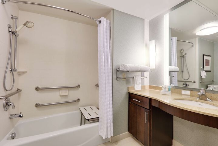 Room 20 of 46
