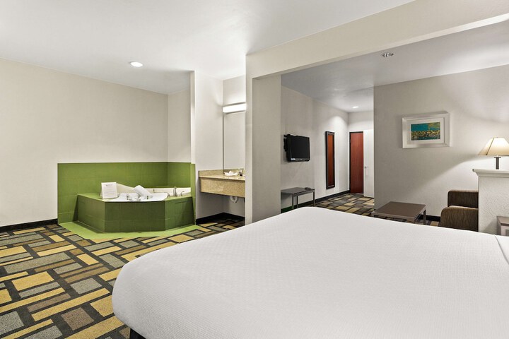 Room 22 of 31
