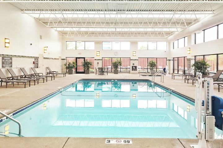 Delta Hotels by Marriott Minneapolis Northeast