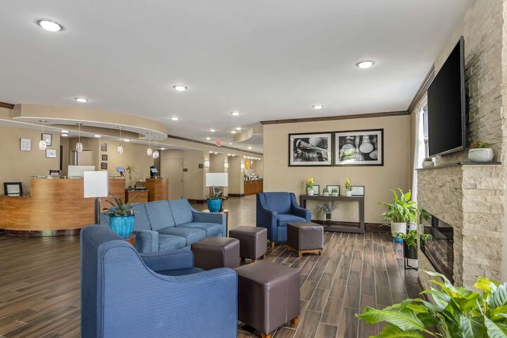 Hotel Interior 13 of 47