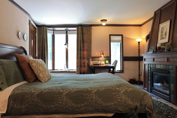 Room 46 of 88