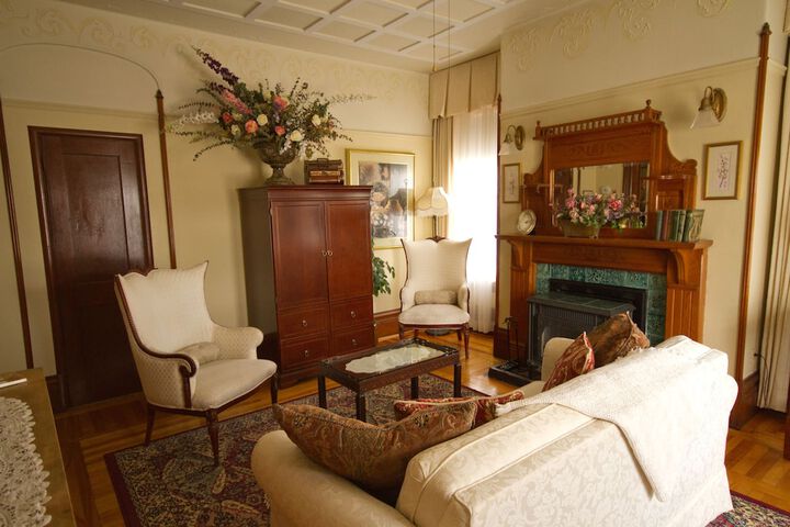Victorias Historic Inn
